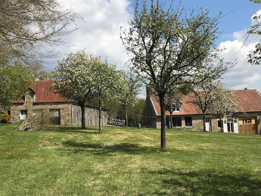 Ferme De Noyes Acomodação com café da manhã Sourdeval Exterior foto